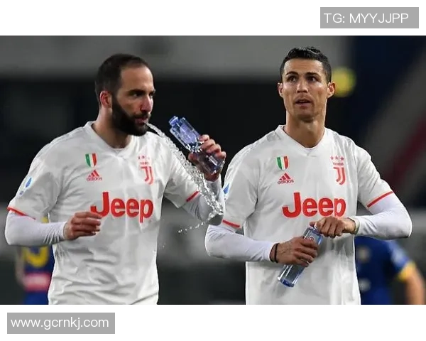 亚眠与摩纳哥激战正酣比分如何揭晓双方实力对决引人关注 亚眠与摩纳哥激战正酣比分如何揭晓双方实力对决引人关注