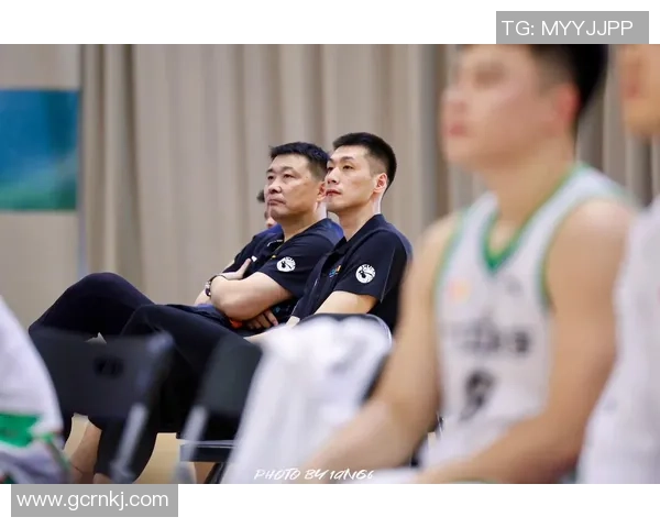 任骏飞在CBA赛场的崛起与成长之路:从新秀到球队核心的奋斗历程 任骏飞在CBA赛场的崛起与成长之路:从新秀到球队核心的奋斗历程