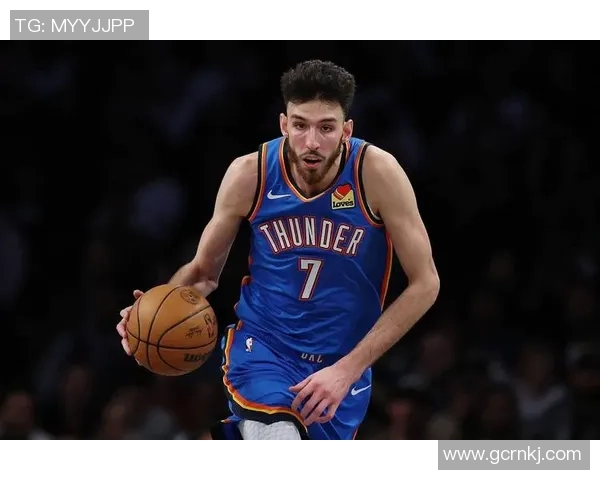 切特霍姆格伦的篮球之路与未来潜力解析 切特霍姆格伦的篮球之路与未来潜力解析