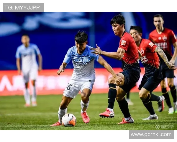 广州富力迎战深圳队全力争胜展现主场优势与球队实力对决