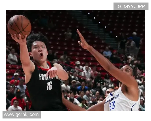 开拓者与热火的激烈对决NBA赛场上谁能笑到最后