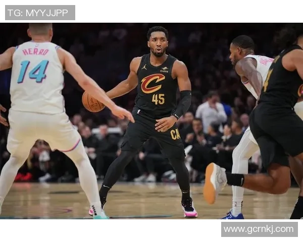 骑士与热火对决前瞻分析及比赛结果预测